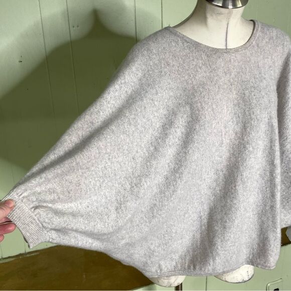 Garnet Hill Cashmere Batwing Cape Slouchy Sweater Small‎ - Picture 5 of 11